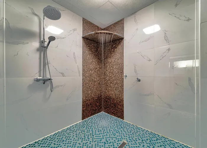 Tanne 3* Saalfeld Saale